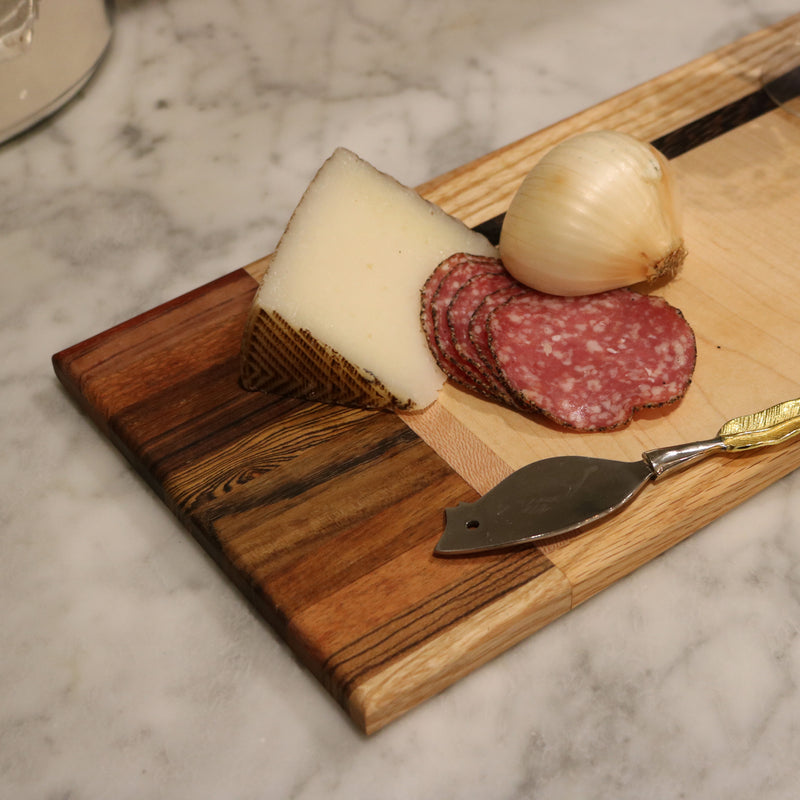 Raine | Reclaimed Serving Board - Iron & Sprout